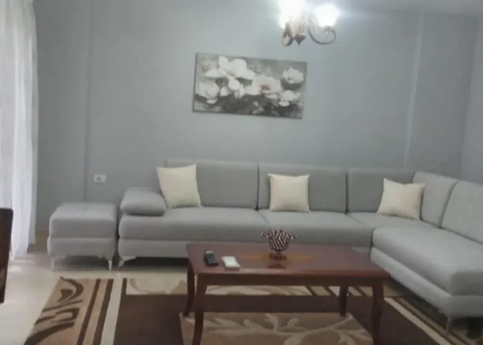 アパート Waterfront 3br Luxury - 2bath & 3balconies - Pogradec, Ohrid ポグラデツ